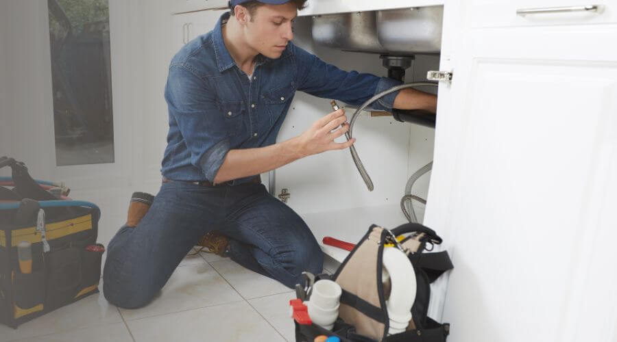 Professional same day plumber in Latham, MO